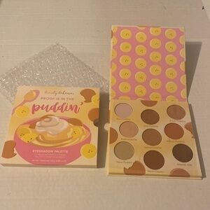 Beauty Bakerie eyeshadow palette